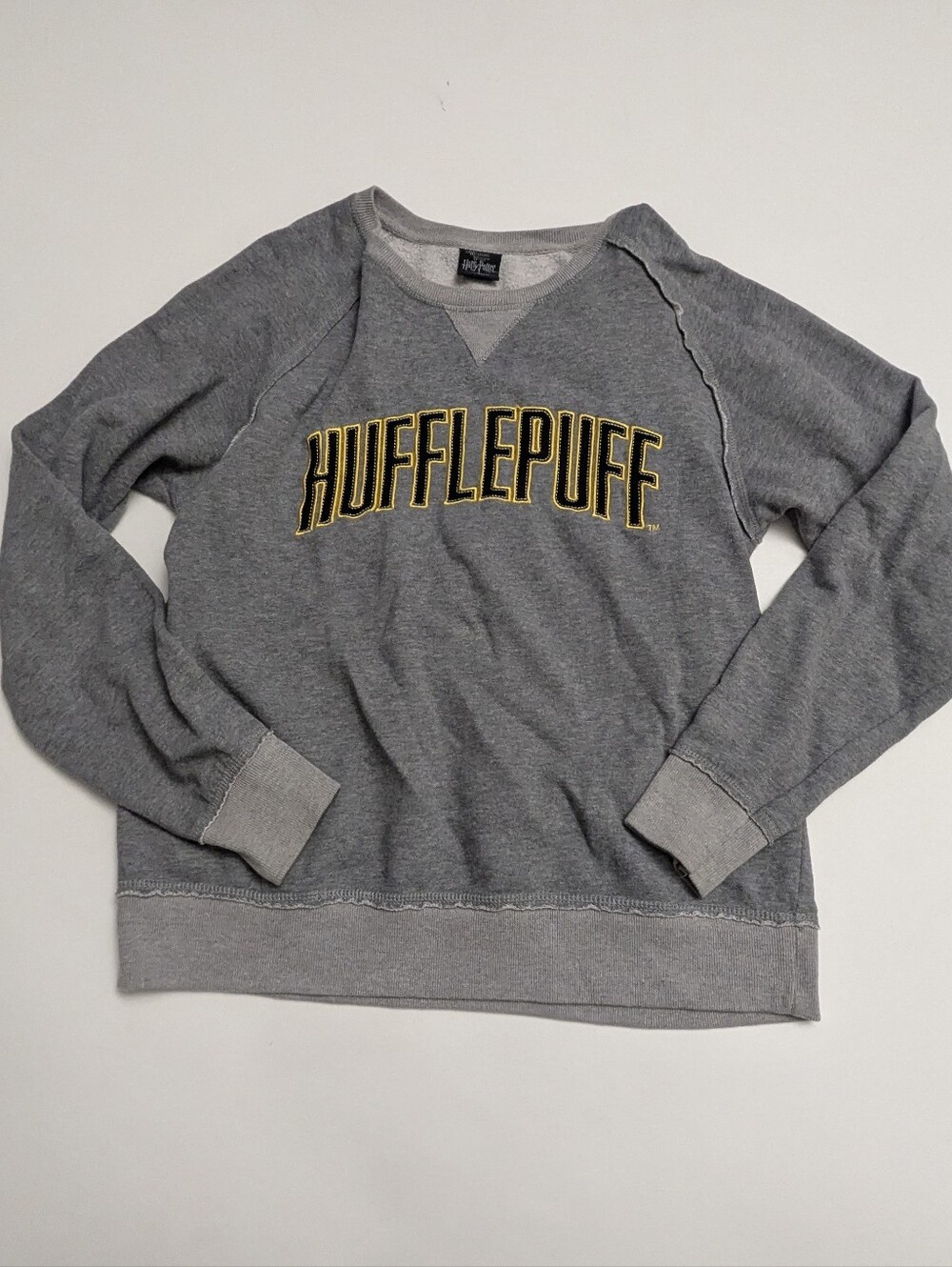 Harry Potter Wizarding World Hufflepuff Sweatshirt Sweater Large